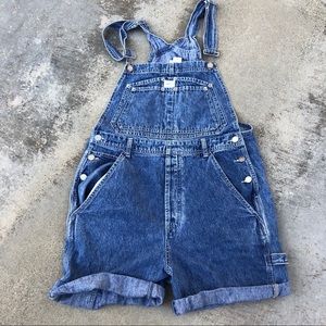 ⭐️MOVING SALE⭐️ calvin Klein short overalls